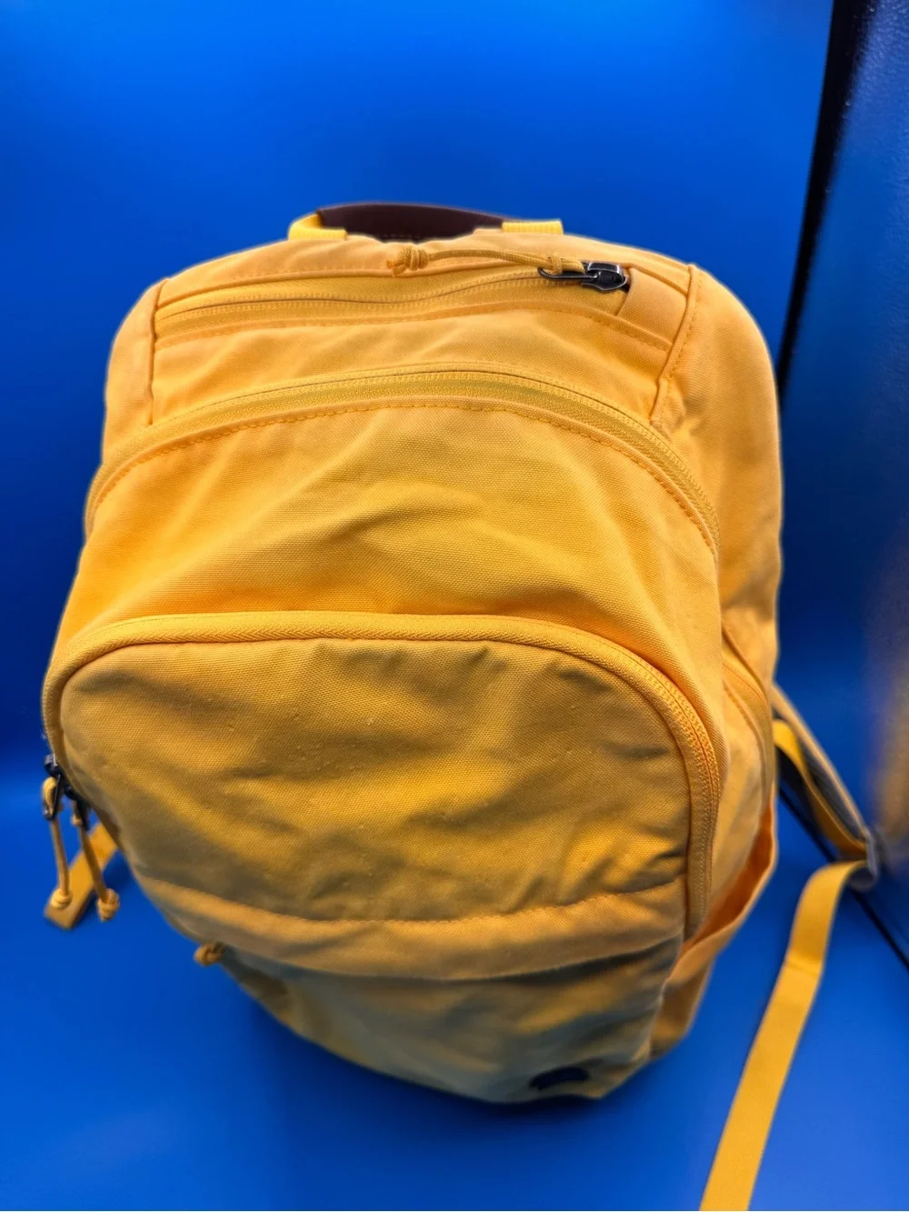 Fjallraven Mustard Yellow Canvas Laptop Backpack 26051 Raven 20L